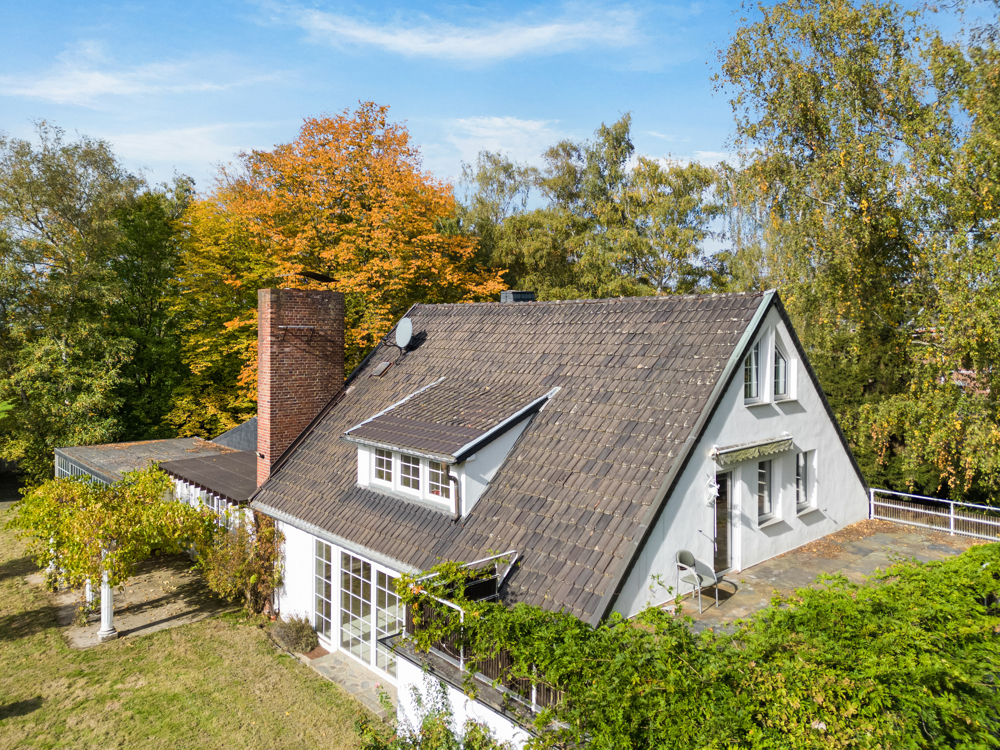 b3018d2e 00db 4654 b8a7 932e1e92fe18