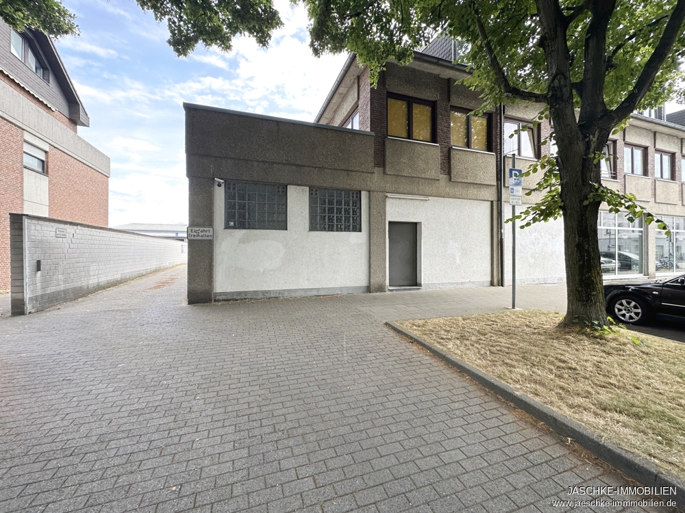 3a658e23 714a 400e a4dc f8ff8b26eeb4