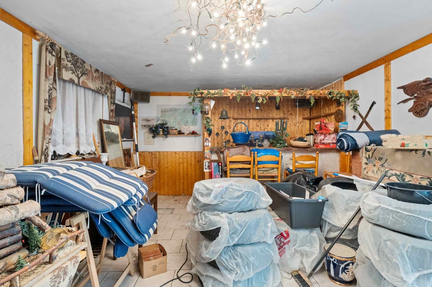 Großer Kellerraum Bild 2