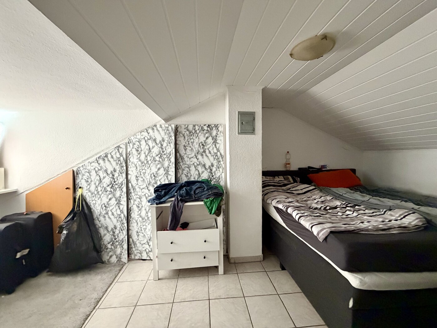 Schlafzimmer - Whg - DG