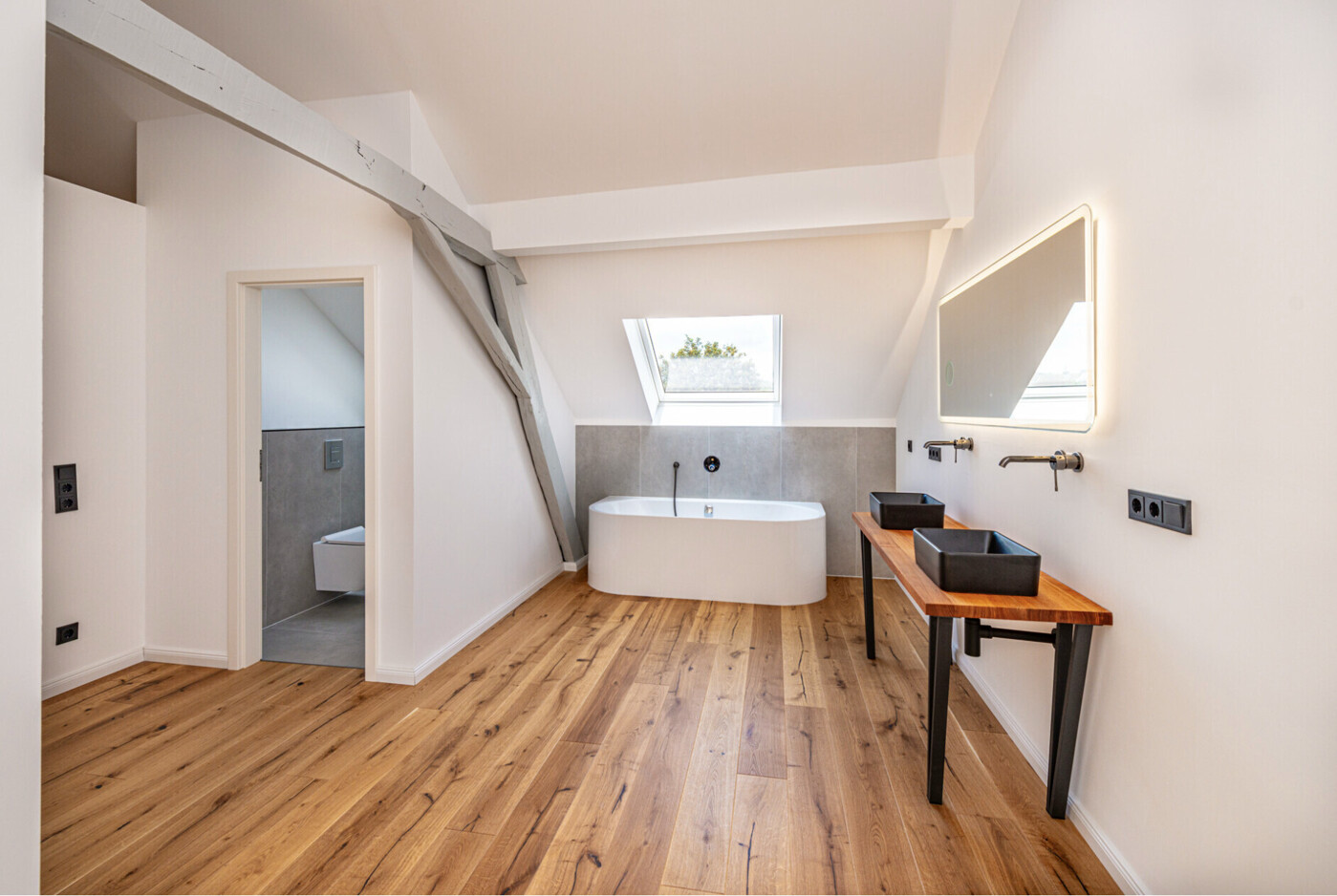 Badezimmer Dachgeschoss
