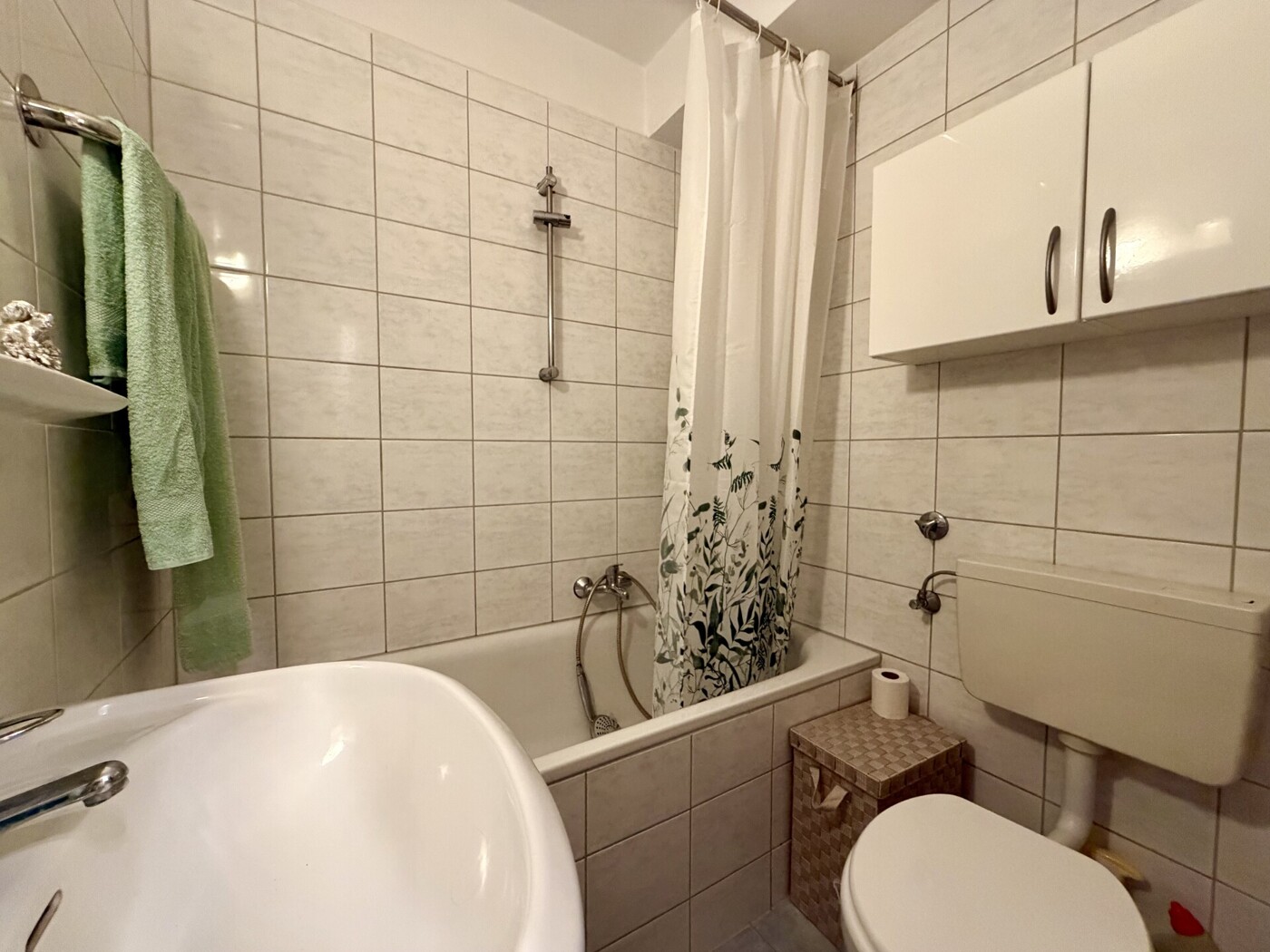Badezimmer_EG_links