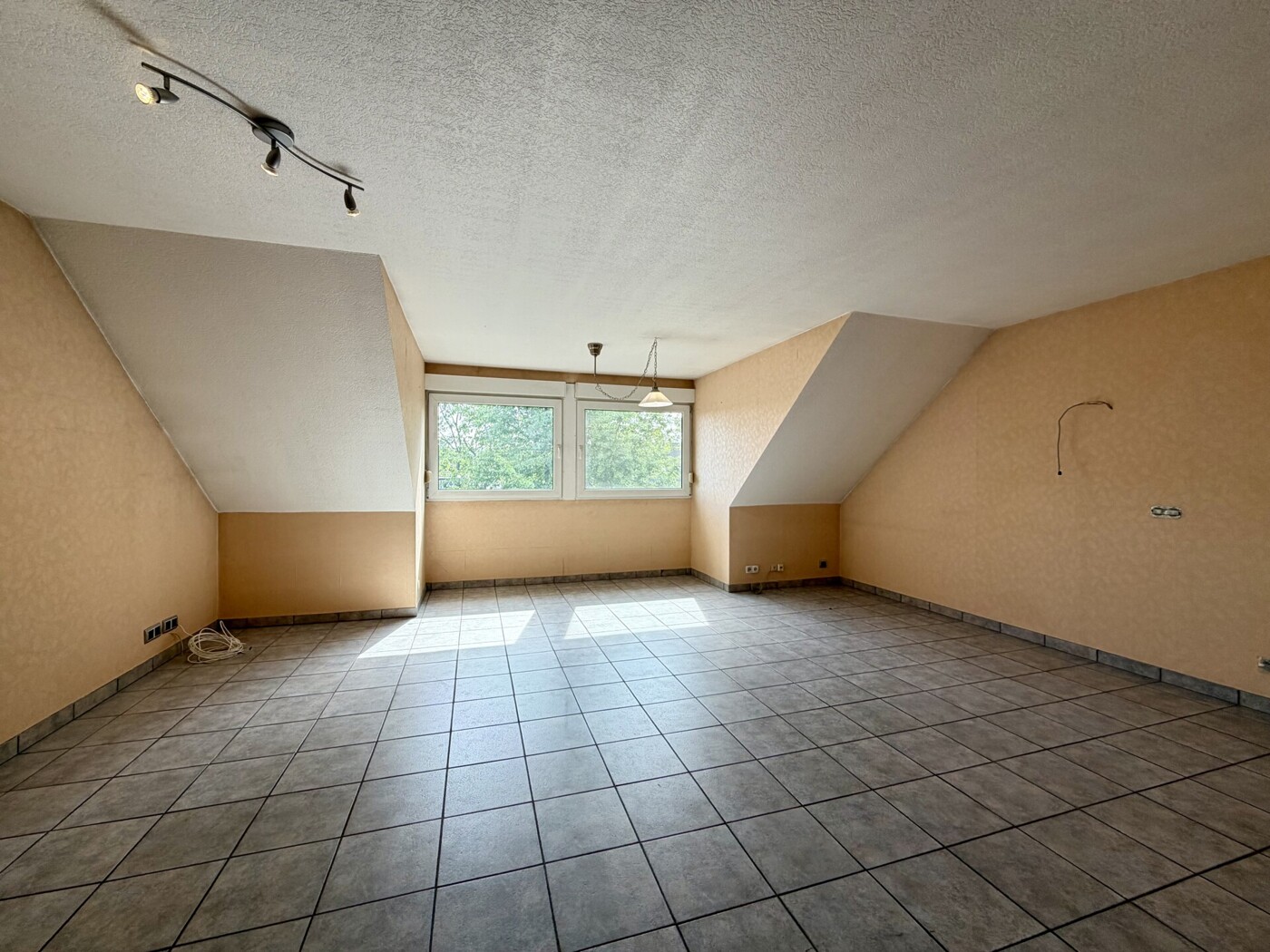 Büro / Hobbyraum