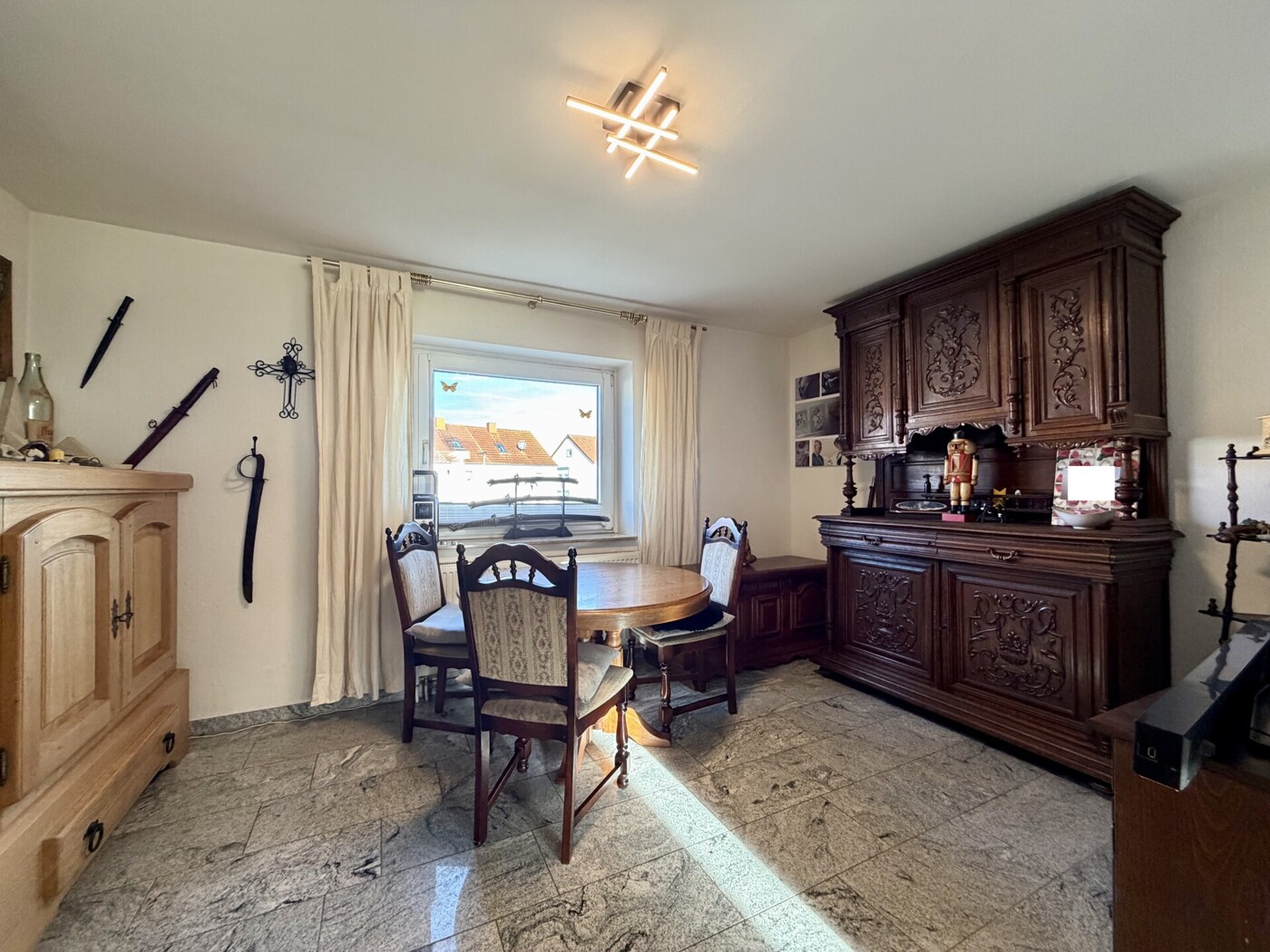 Wohn- / Esszimmer