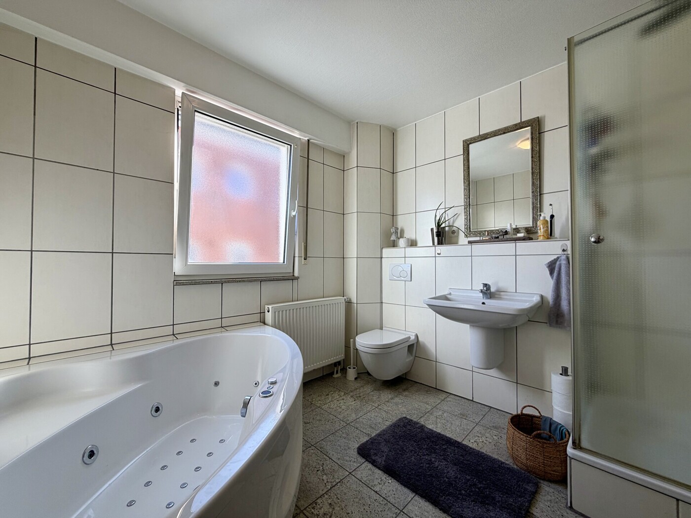 Tageslicht-Badezimmer