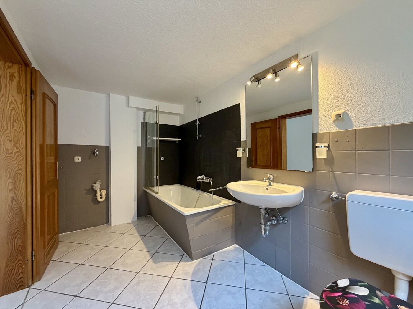 Badezimmer-Einliegerwohnung