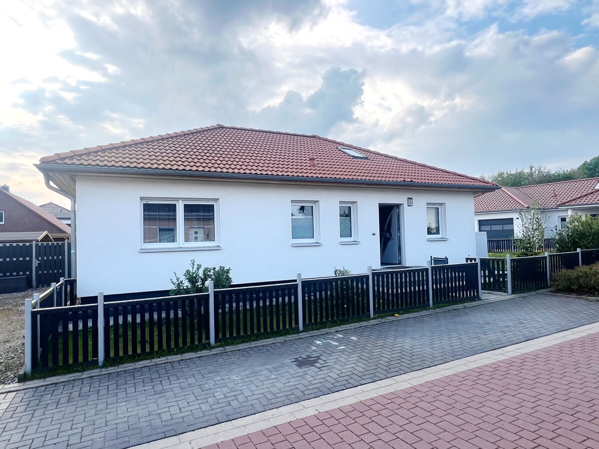 Straßenansicht