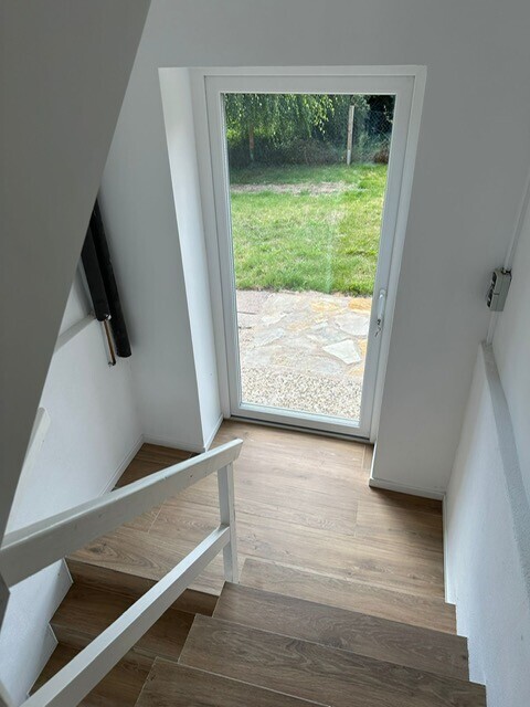 Flur Terrasse EG