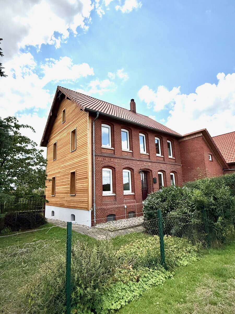 Straßenansicht