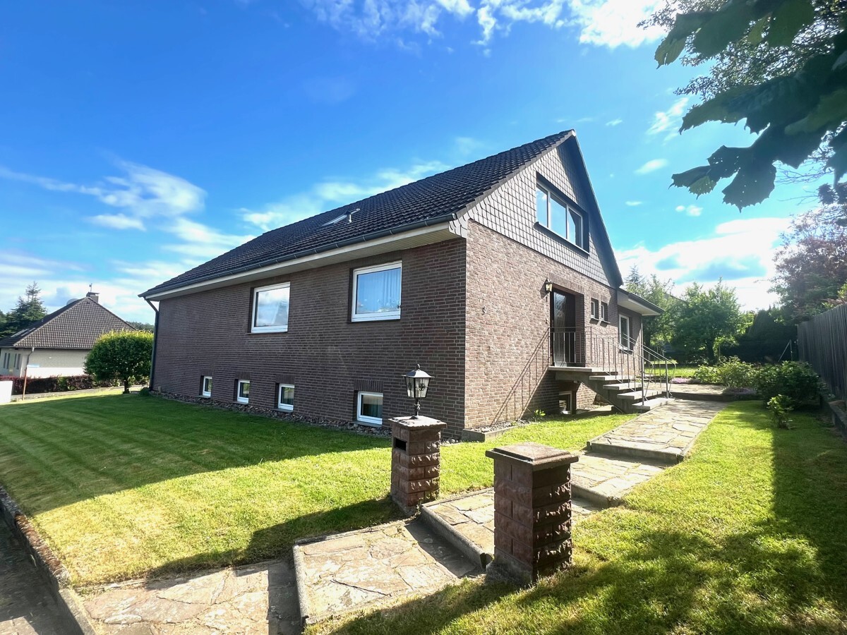 Straßenansicht Seite