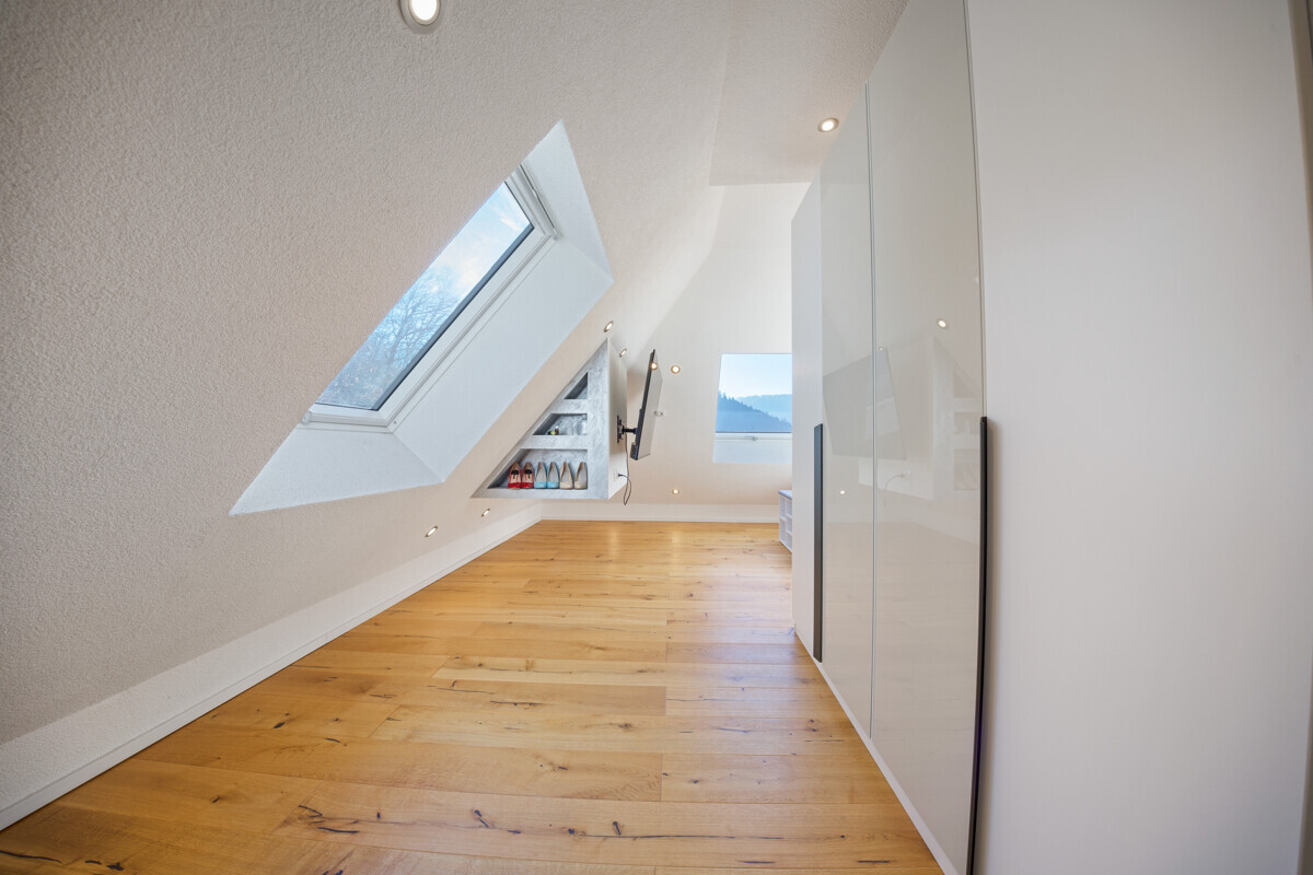 Schlafzimmer DG