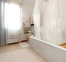 Badezimmer, Wohnung EG