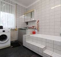 Bad, Wohnung EG