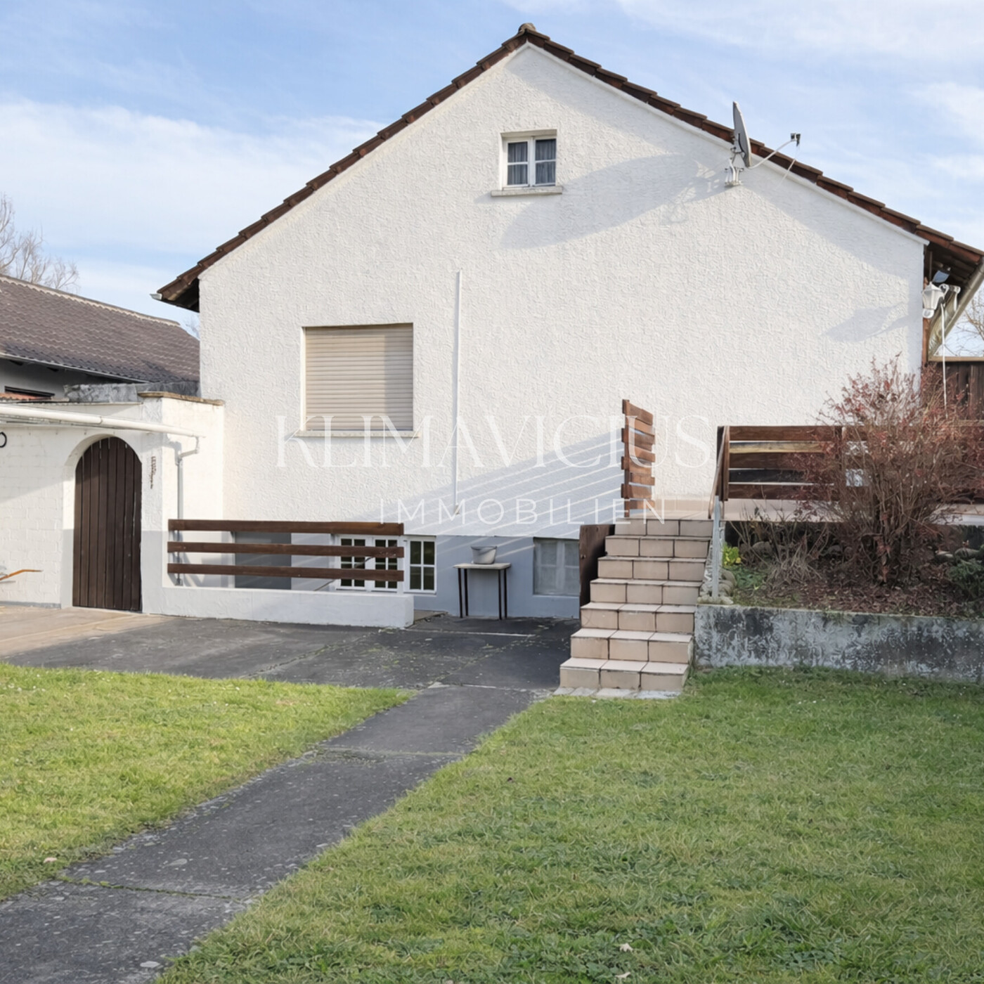 Hausansicht (hinten)