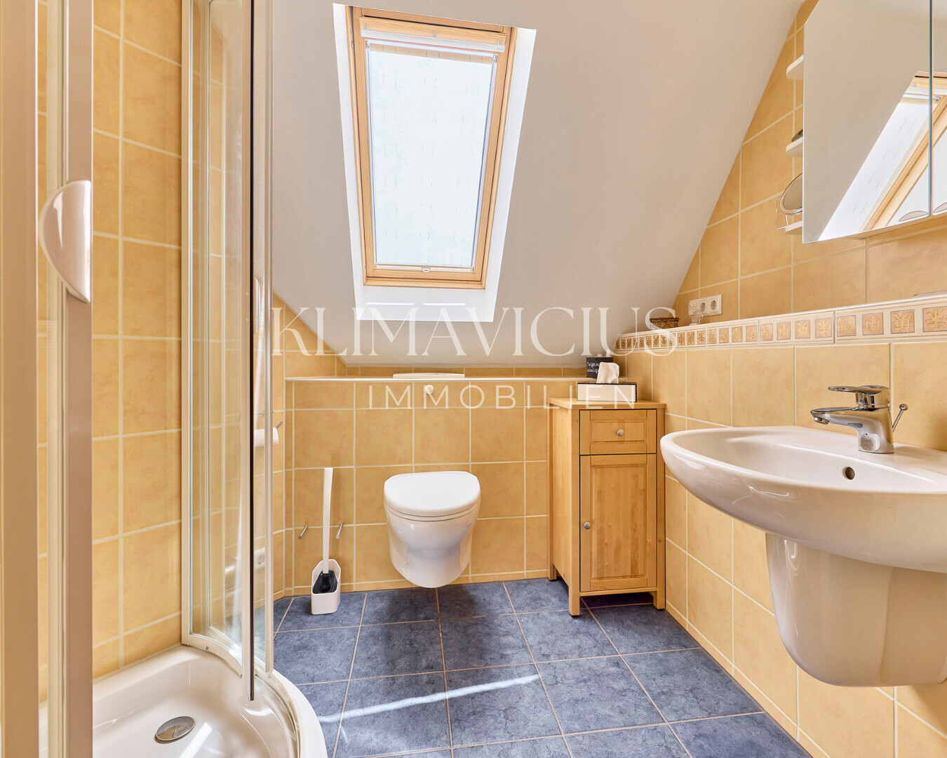 Badezimmer Dachgeschoss