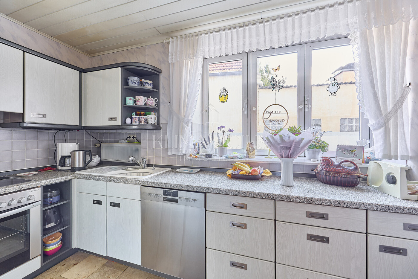 Küche (vorderes Haus)