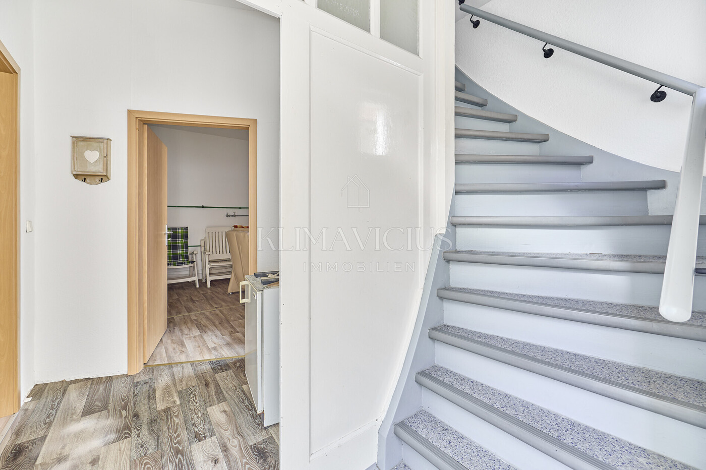 Flur (hinteres Haus)