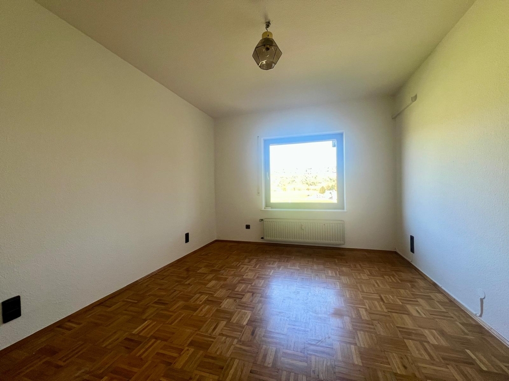 Wohnen wie im eigenen Bungalow - modernisierte 5-Zimmer-Wohnung in ruhiger Lage von Remagen-Kripp - Photo 3