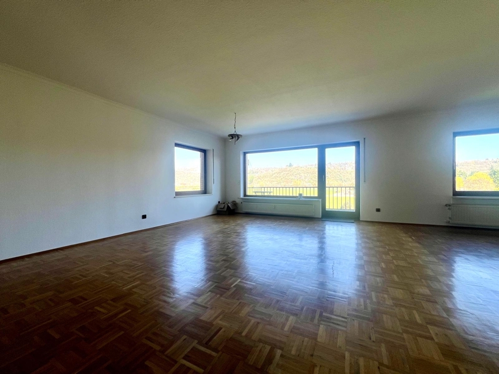 Wohnen wie im eigenen Bungalow - modernisierte 5-Zimmer-Wohnung in ruhiger Lage von Remagen-Kripp - Photo 1