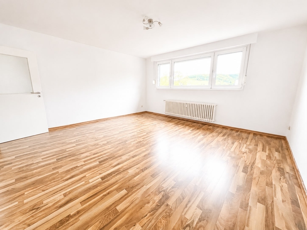 2-Zimmer-Dachgeschosswohnung mit geräumiger Wohnküche in Walporzheim - Photo 2