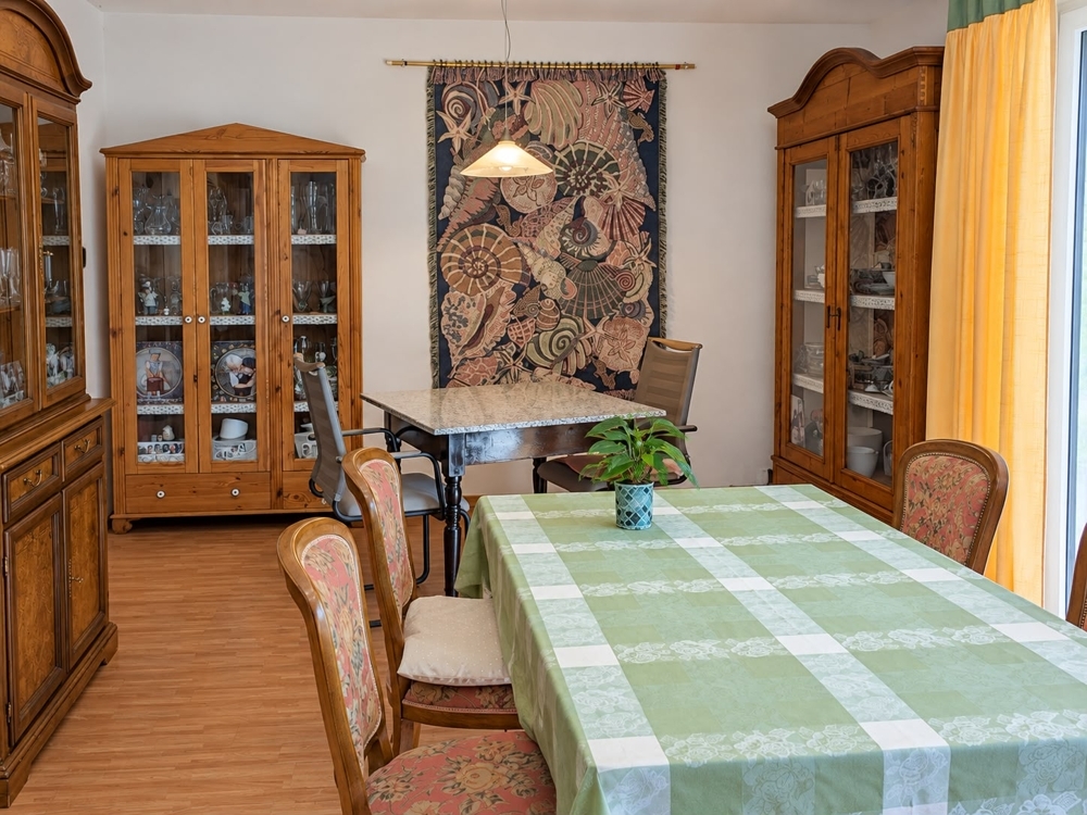 Gepflegte 2-Zimmer-Wohnung mit Südterrasse und Aufzug in ruhiger Lage von Ahrweiler - Photo 2