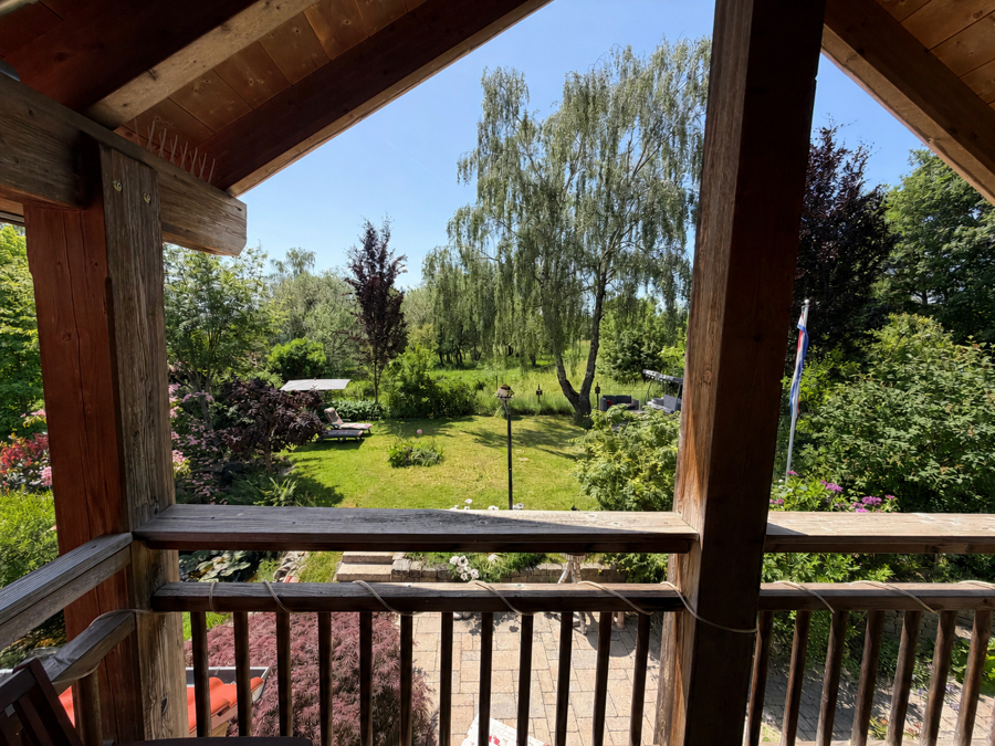 OG: Blick von Balkon