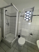 Gäste mit Dusche  WC