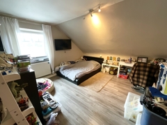 Zimmer 2 OG