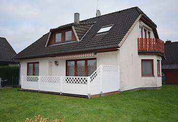 Seitliche Hausansicht