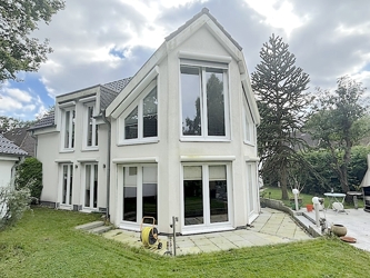 Hintere Hausansicht.