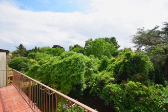 Weiterer Blick vom Balkon aus gesehen