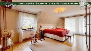 Schlafzimmer DG