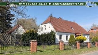 Haus Fronansicht links