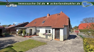 Hausrückseite rechts