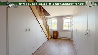 Ankleidezimmer OG