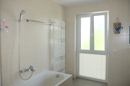 Eltern-Bad mit Dusche und Wanne