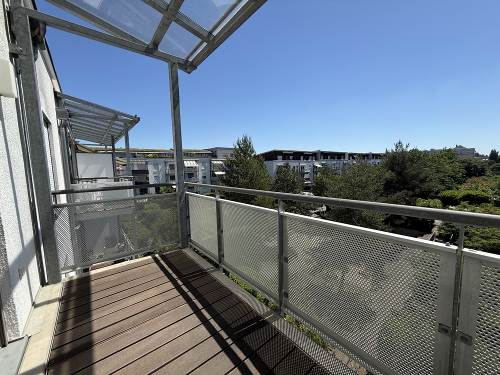 Sonnenhelle 2 Zi.-Wohnung mit Tageslichtbad plus Stellplatz mit Wallbox! - Photo 4