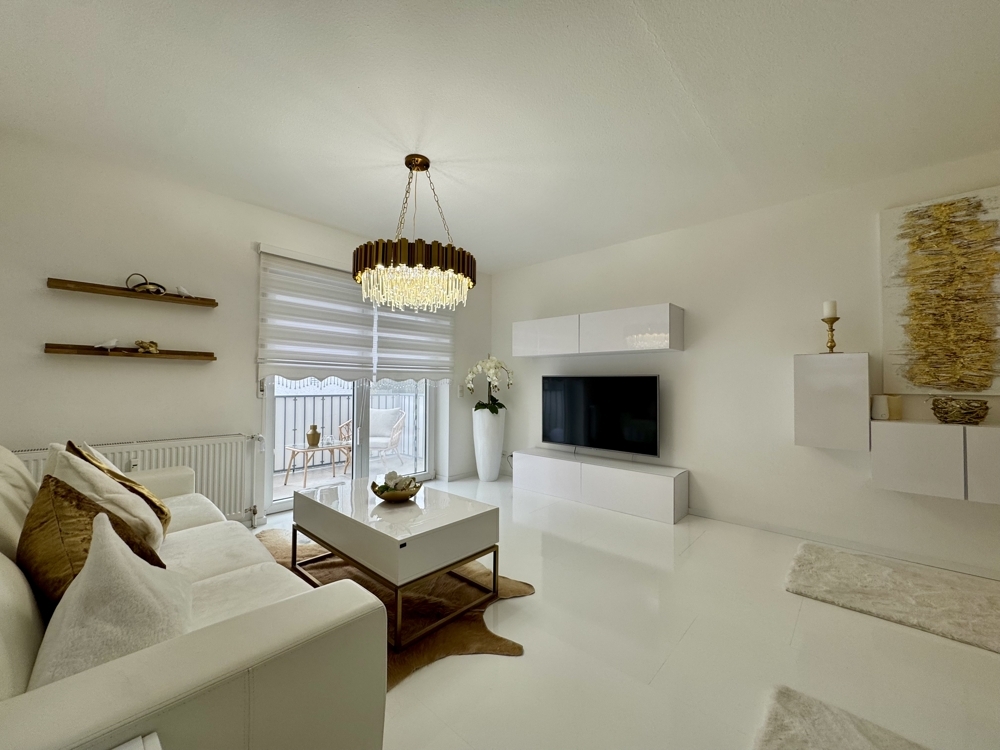Neuwertige 2-Zi.-Designer-Wohnung in Nackenheim – inklusive Stellplatz - Photo 2