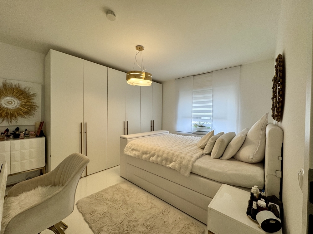 Neuwertige 2-Zi.-Designer-Wohnung in Nackenheim – inklusive Stellplatz - Photo 3