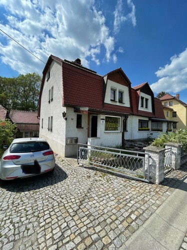Hausansicht/ Eingang
