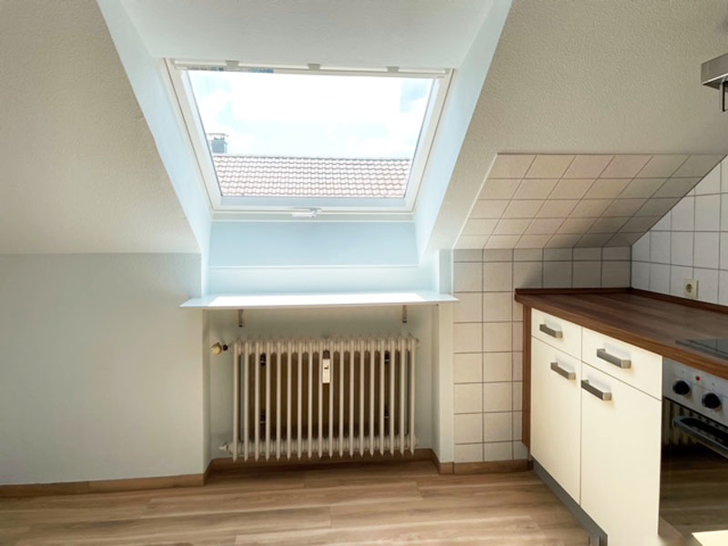 Zwei-Zimmer-Dachwohnung mit Balkon - Foto 3