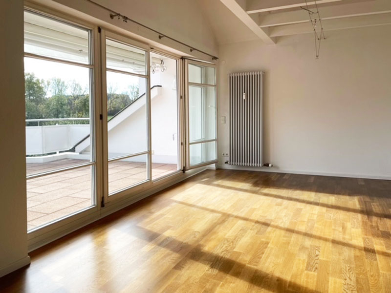 Sehr gehobene 3,5-Zimmer-Wohnung mit Garage - Foto 1