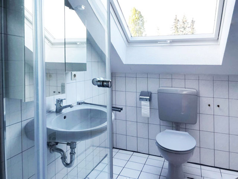 Zwei Zimmer-Wohnung mit Kfz-Stellplatz - Photo 3