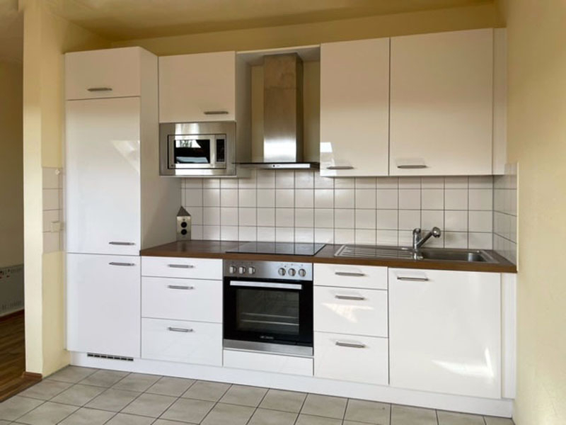 Zwei Zimmer-Wohnung mit Kfz-Stellplatz - Photo 2