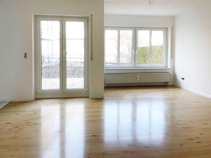 2-Zi.-Wohnung mit Terrasse und Tiefgaragenplatz - Foto 1