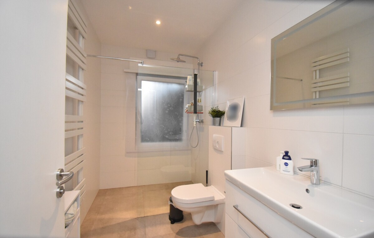 ebenerdiges Badezimmer