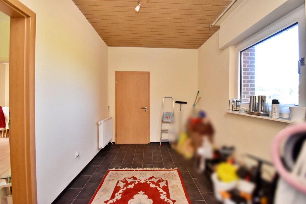 ehemalige Küche mit Zugang zum 2. Badezimmer