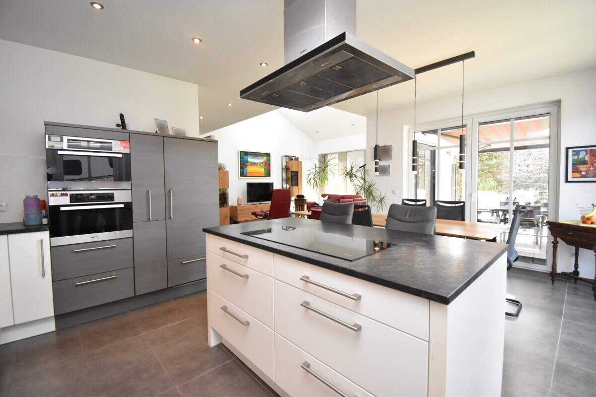 Wohn-, Ess- und Kochbereich