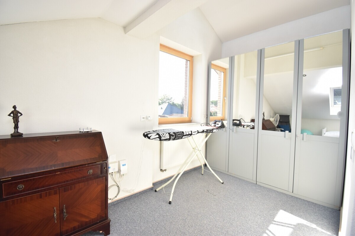 DG: Schlafzimmer 1