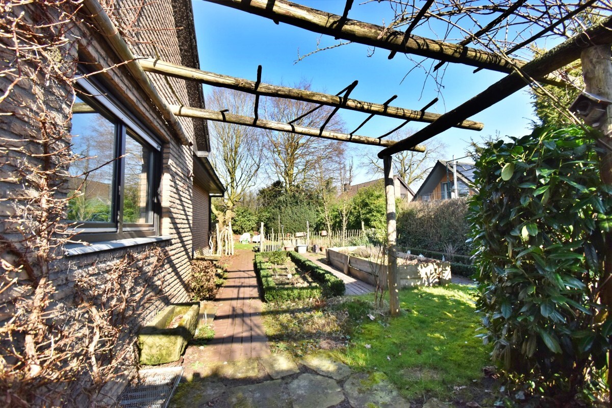 Ausgang vom HWR mit Zugang zur Garage